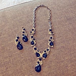 Crystal necklace and earring set